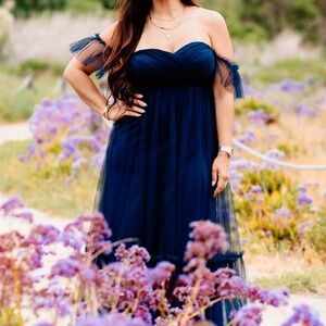 Blue tool sweetheart neck dress